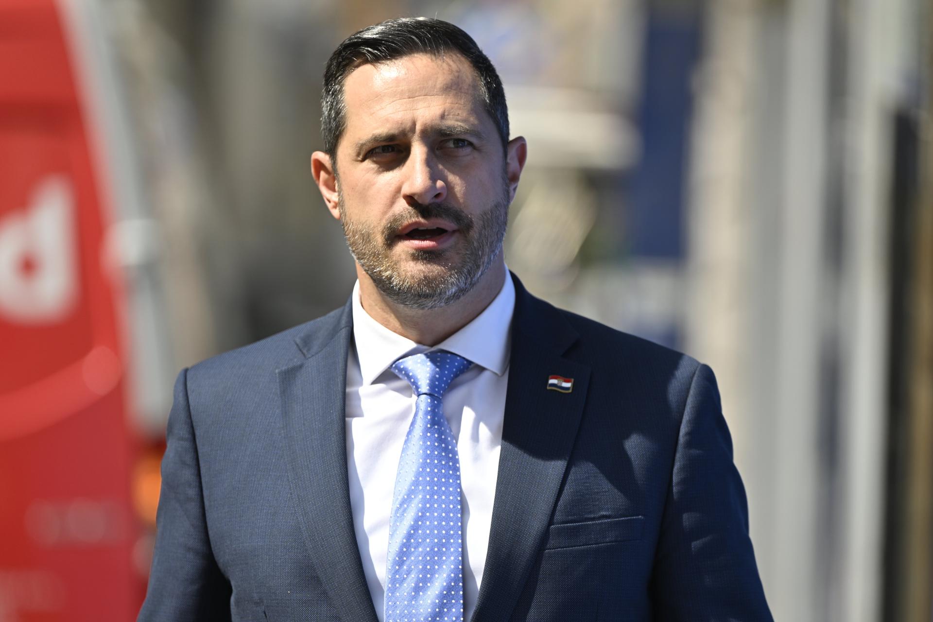 Ministar turizma Tonći Glavina spustio je cijenu najma vile u Klisu, evo koliko sada košta noćenje
