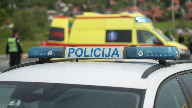 Pucnjava u Šibeniku: Muškarac ranjen u službenom autu