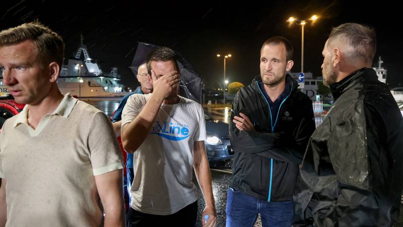 Ministarstvo: Na brodu ‘Melita’ bilo 38 putnika, svi su spašeni. Dočekao ih je i gradonačelnik