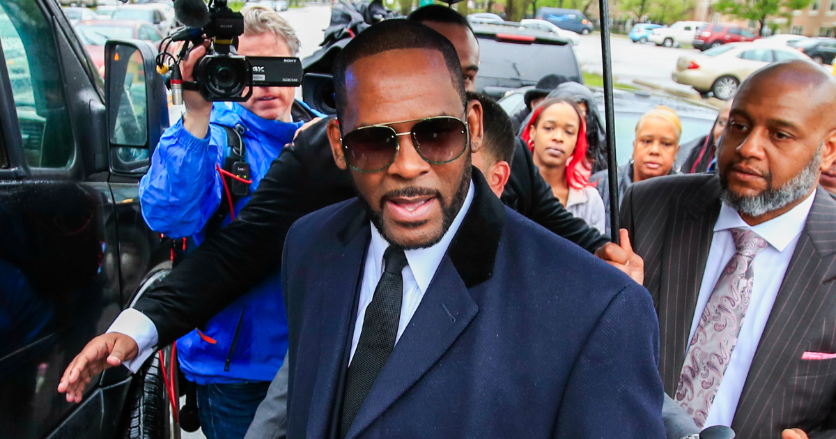 R. Kelly hitno prebačen u bolnicu nakon predoziranja