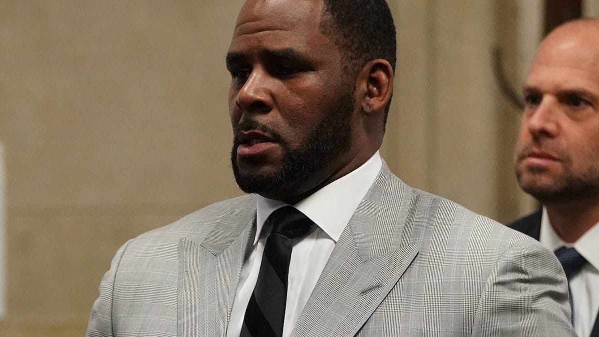 Zaplet za ubojstvo? R. Kelly nakon predoziranja u bolnici