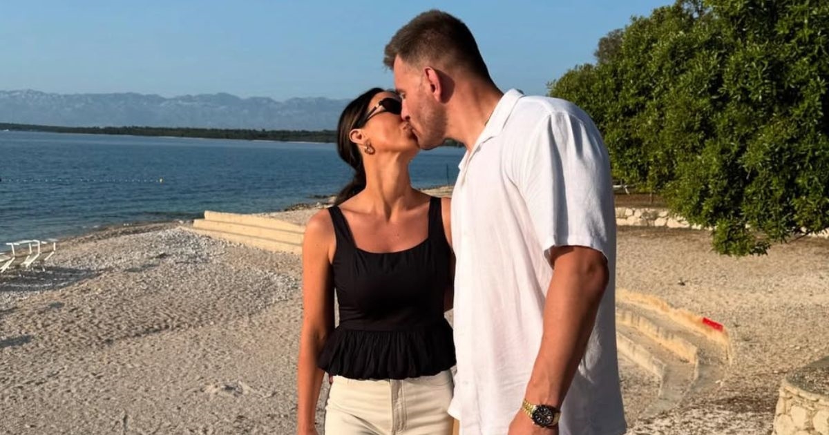 Stipe Miočić proslavio 9. godišnjicu braka sa suprugom: “Jedva čekam nove avanture”