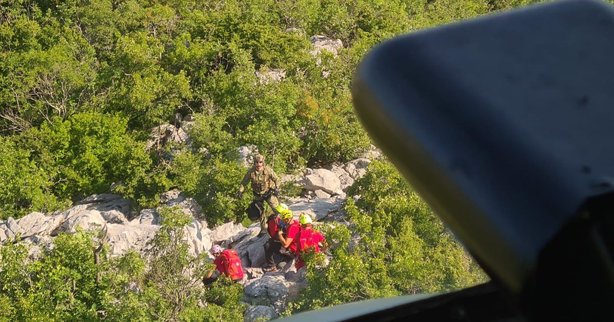 FOTO I VIDEO Pogledajte spašavanje promrzle osobe na Biokovu