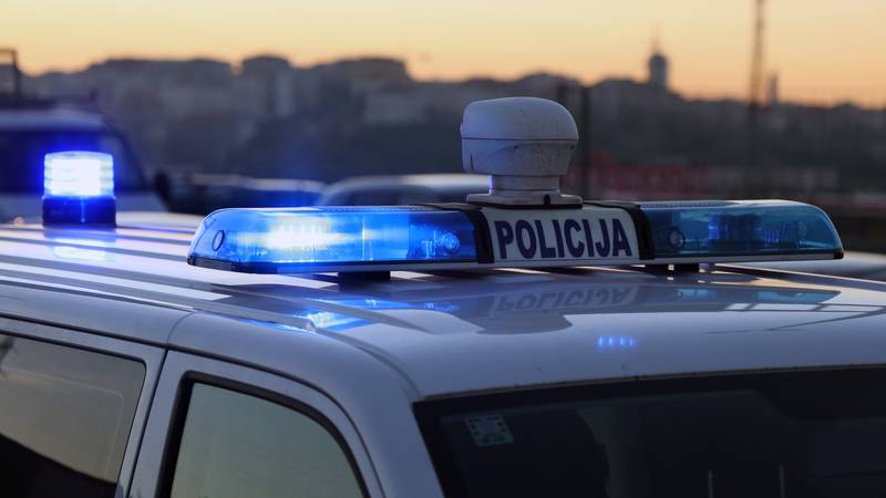 Oduzeo prednost maloljetnom mopedistu u Požegi i teško ga ozlijedio. Slijedi mu prijava