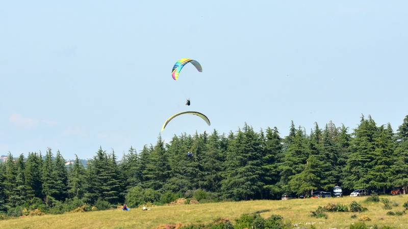 Srušio se paraglajder kod Virovitice. Ozlijeđeni čovjek završio u KBC-u Osijek