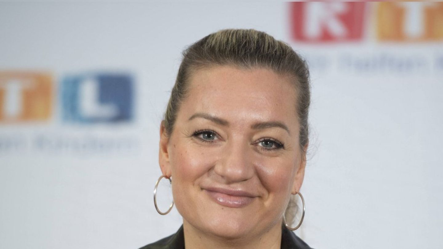 Juliette Schoppmann: Pjevačica je slomila ruku