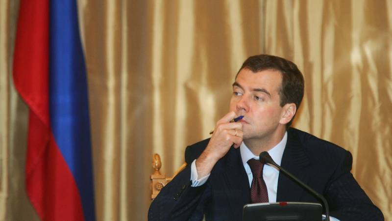 Medvedev: Trump mirotvorac je započeo novi američki rat. Ovako neće dobiti Nobela za mir