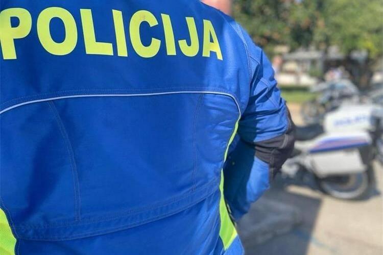 Pijan upravljao motokultivatorom na plaži i narušavao javni red i mir, u krvi je imao 2,46 promila