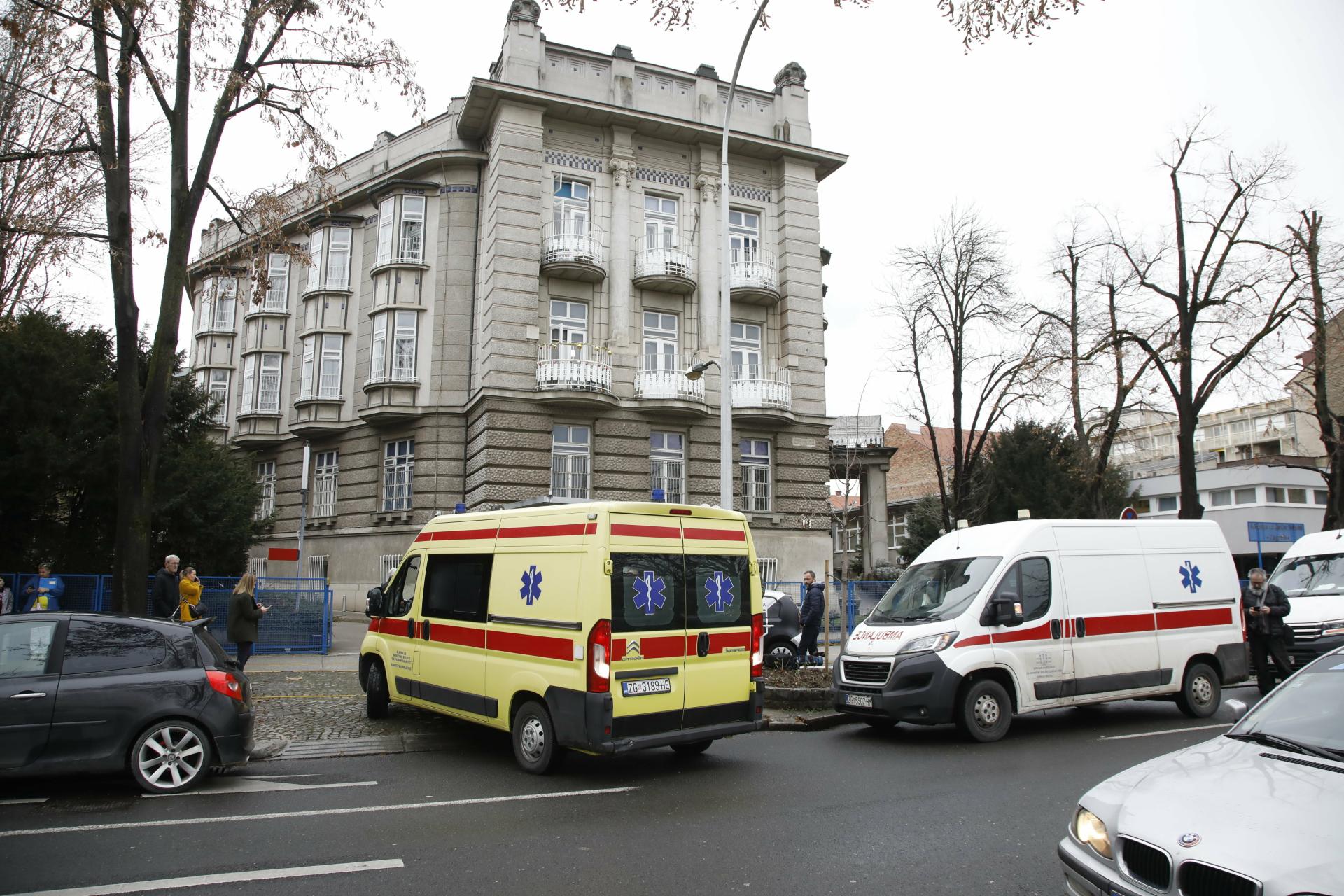 Noćas u Zagrebu pronađeno ostavljeno dijete: ostavljeno u ‘Prozoru za život‘