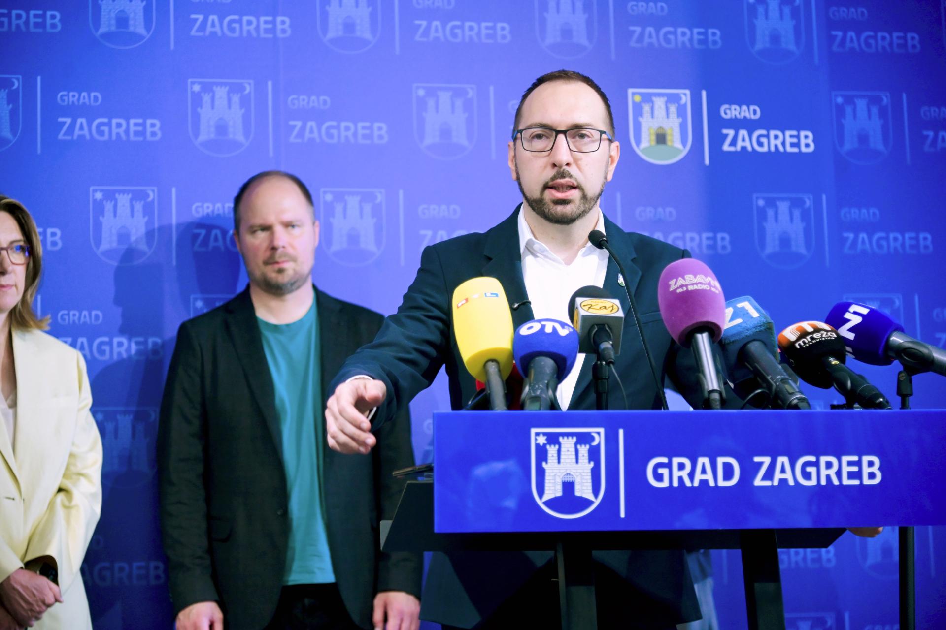 Tomašević o Thompsonovom koncertu: ‘Prvi ugovor sklopljen je za 100.000 posjetitelja, a onda su prodali 280.000 karata‘