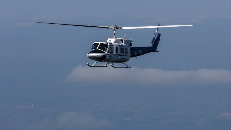 Drama na Pelješcu: Paraglajder pao s vrha planine, pilot teško ozlijeđen, dignut helikopter