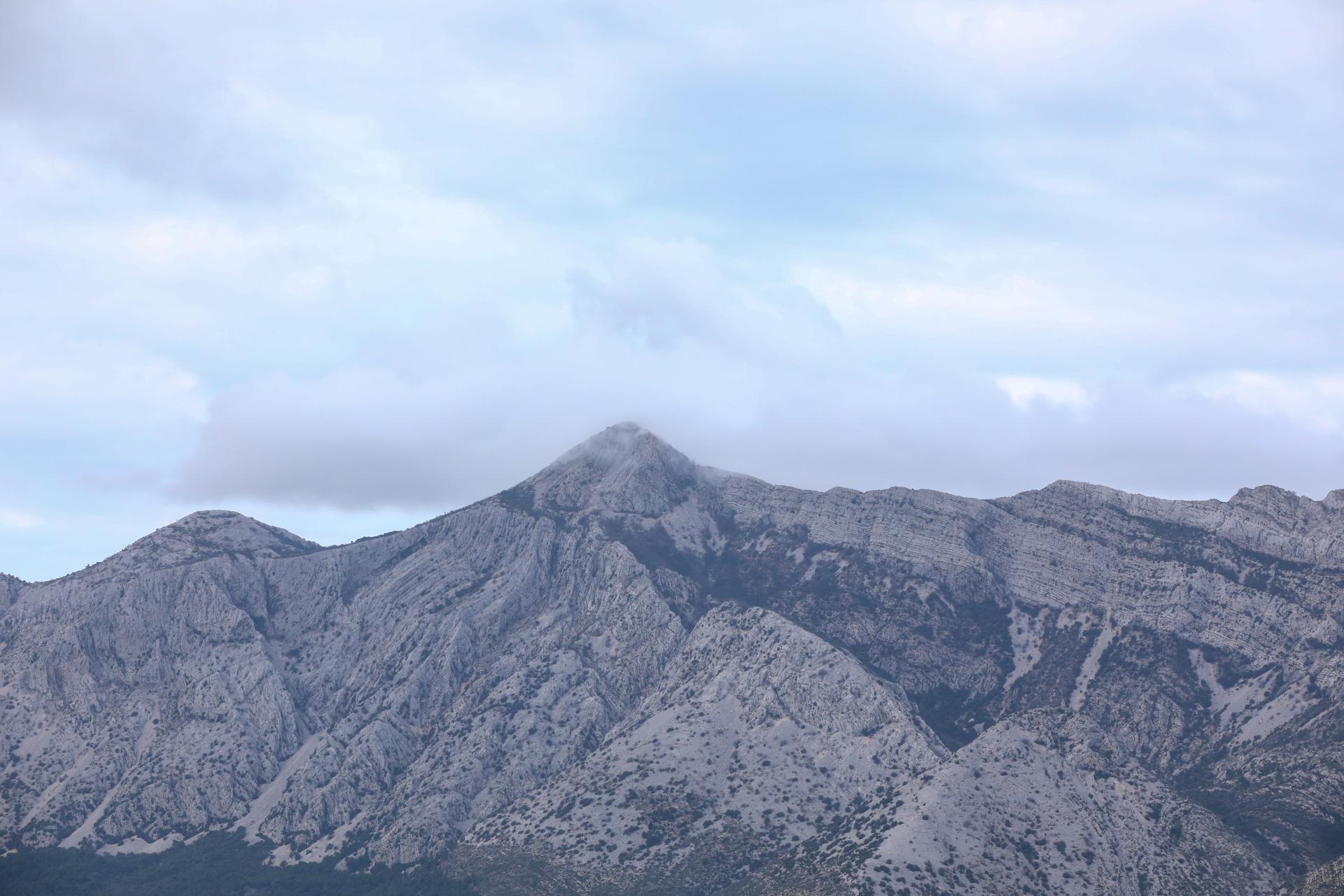 Evo kako se odvijala akcija unesrećenog paraglajdera na liticama Sv. Ilije iznad Orebića