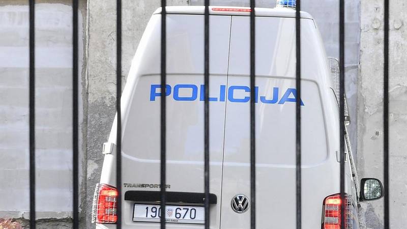 Pali zbog filtera?! Lani je troje na Rebru umrlo od legionele pa su išli nabaviti nove filtere