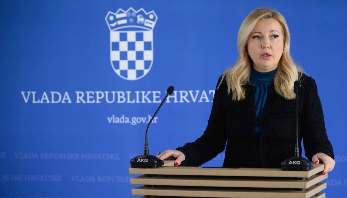 Državna tajnica: Nije opravdano da netko prima punu plaću i punu mirovinu