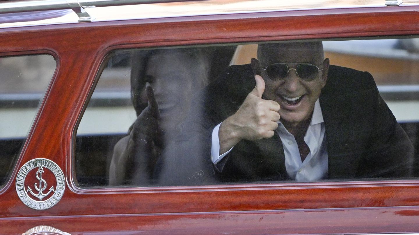 Lauren Sánchez + Jeff Bezos: Objavili ste prvu fotografiju vjenčanja