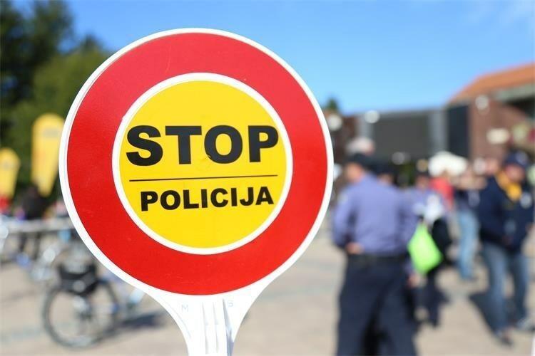 Vozio pijan, a odbio testiranje na drogu. Policija traži globu i zabrenu korištenja vozačke dozvole