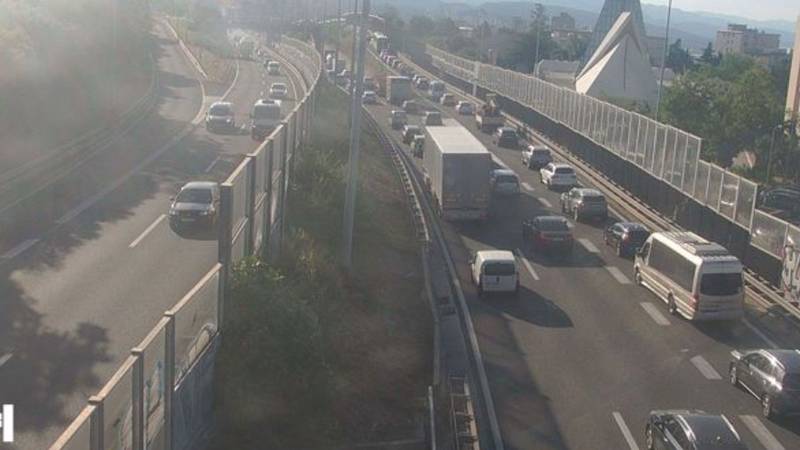 Vozilo u kvaru na A7, kolona duga 3 kilometra. Nesreća na A1 kod odmorišta Raščane Gornje
