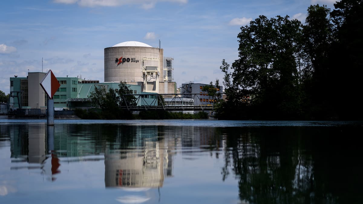 Aare voda previše topla: akw beznau ag smanjuje performanse zbog topline