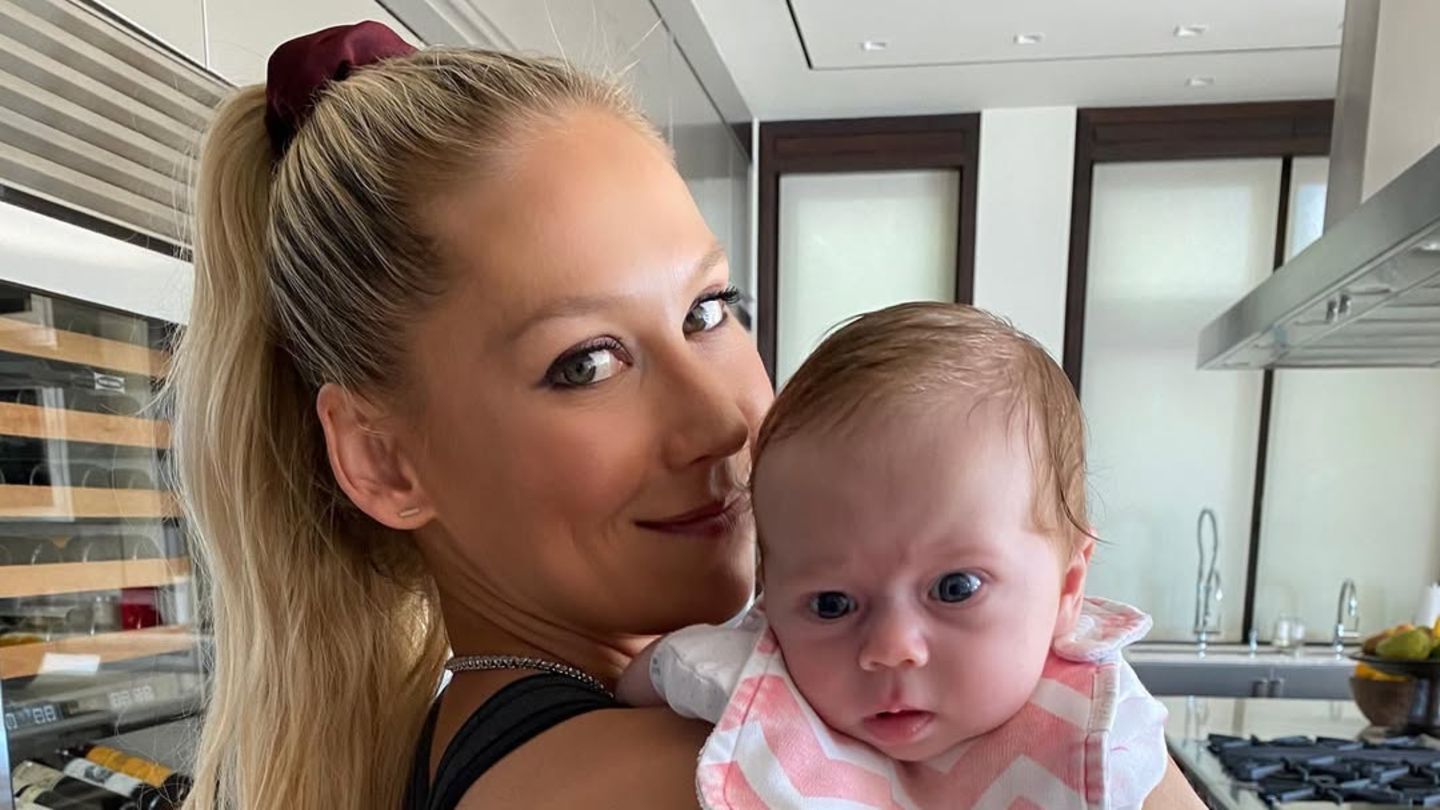 Anna Kournikova + Enrique Iglesias: BabyAlarm! Die Schönsten FamilienMommerte Mit Enrique Iglesias