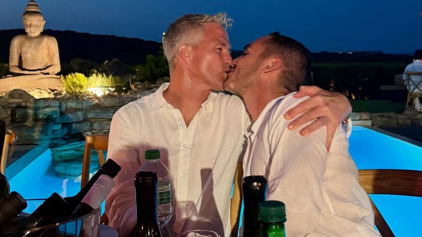 Ralf Schumacher ima 50 godina: partner étienne čestita s poljupcem