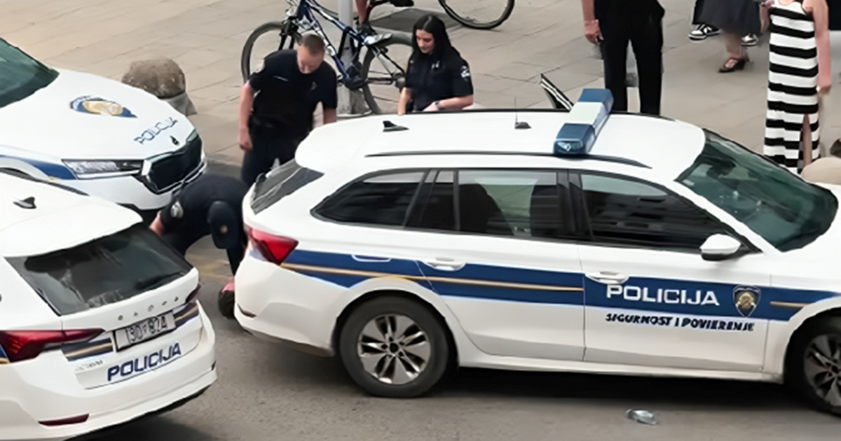 Snimljeno uhićenje u Zagrebu. Muškarac leži na asfaltu, policajac ga udara u glavu