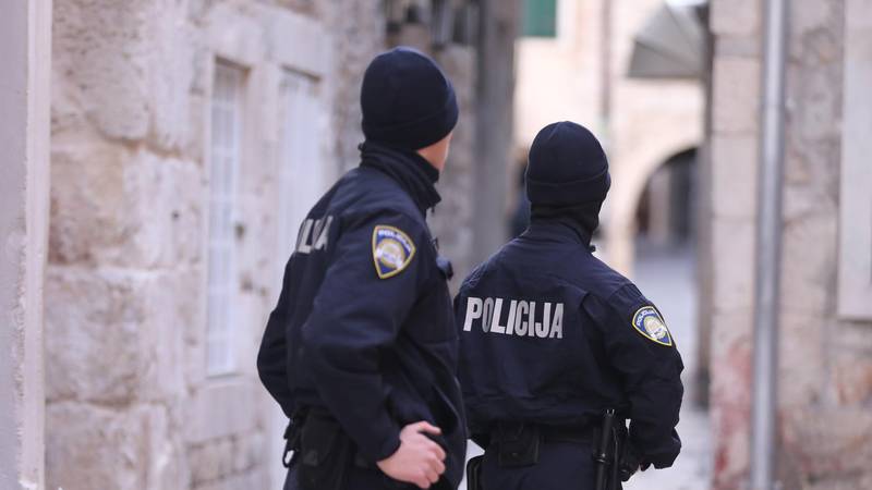 Užas u Istri: Ženu je napalo više muškaraca, osumnjičili strance?
