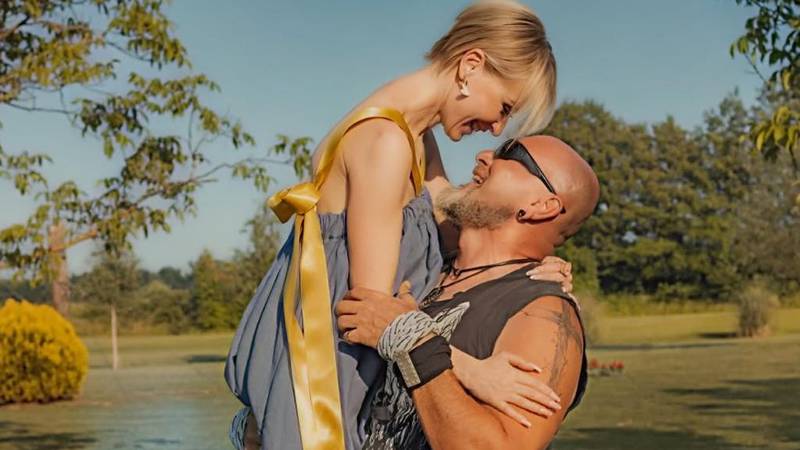‘Sve je na svon mistu’: Danijela Martinović objavila romantičnu fotografiju sa svojim Josipom