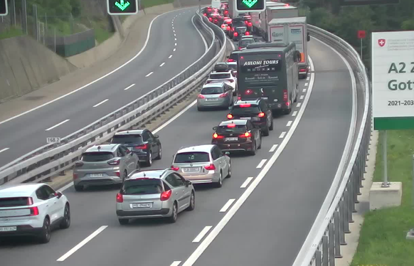 Gotthard tunel zatvoren za vatru kamiona