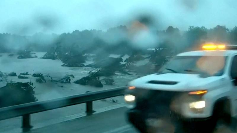 Katastrofalne poplave pogodile Teksas: Najmanje 13 mrtvih, tragaju za više od 20 djece…