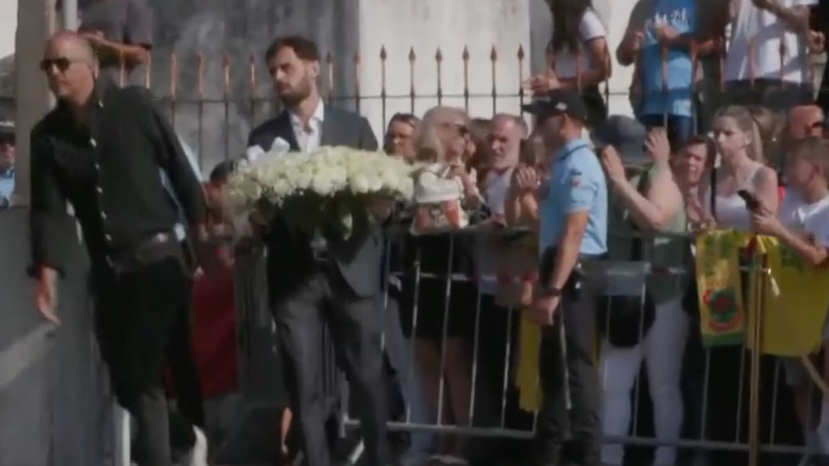 Također zvijezde na sprovodu: svijet se oprostio od diogo jota († 28)