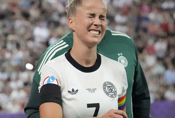 Em vjerojatno preko: Dijagnoza DFB-kapetana Gwinn poznata +++ England zvijezde plaćaju na nju