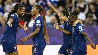 Nogomet – UEFA Euro 2025 – Francuska plaća vlasnicima engleskog naslova u prvom šoku turnira