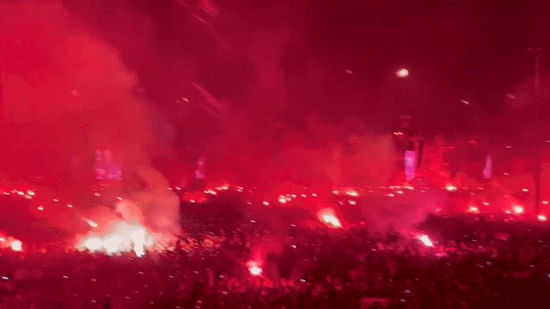 Koncert završio, Thompson se obratio mladima: ‘Bojali smo se da će vas izmiješati, ali nisu! Vi ste jači od nas‘