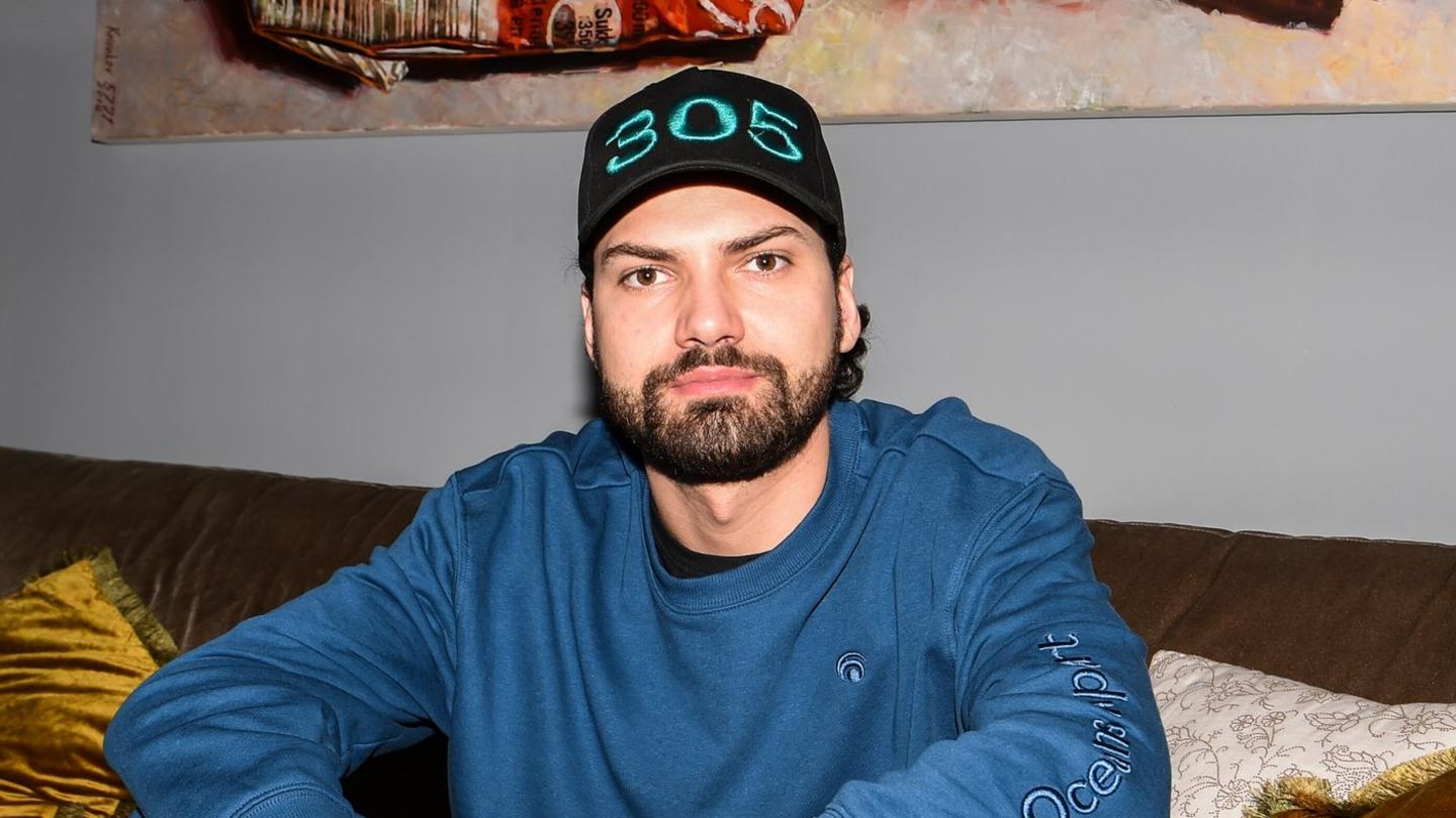 Jimi Blue Ochsenknecht: Jimi Blue Ochsenknecht može biti dostavljen