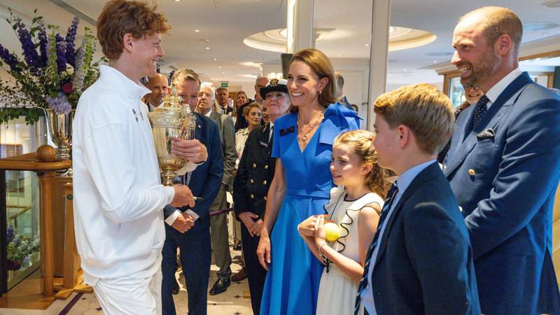 Sinner je oduševio i kraljevsku obitelj: Charlotte i George dobili autograme, pitao ih jednu stvar