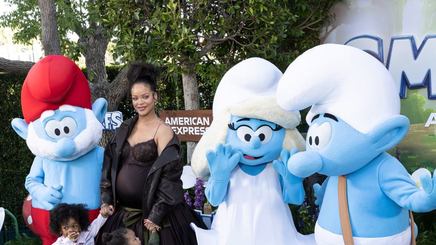 Rihanna: Sa sinovima na premijeri “Schlumpfe”