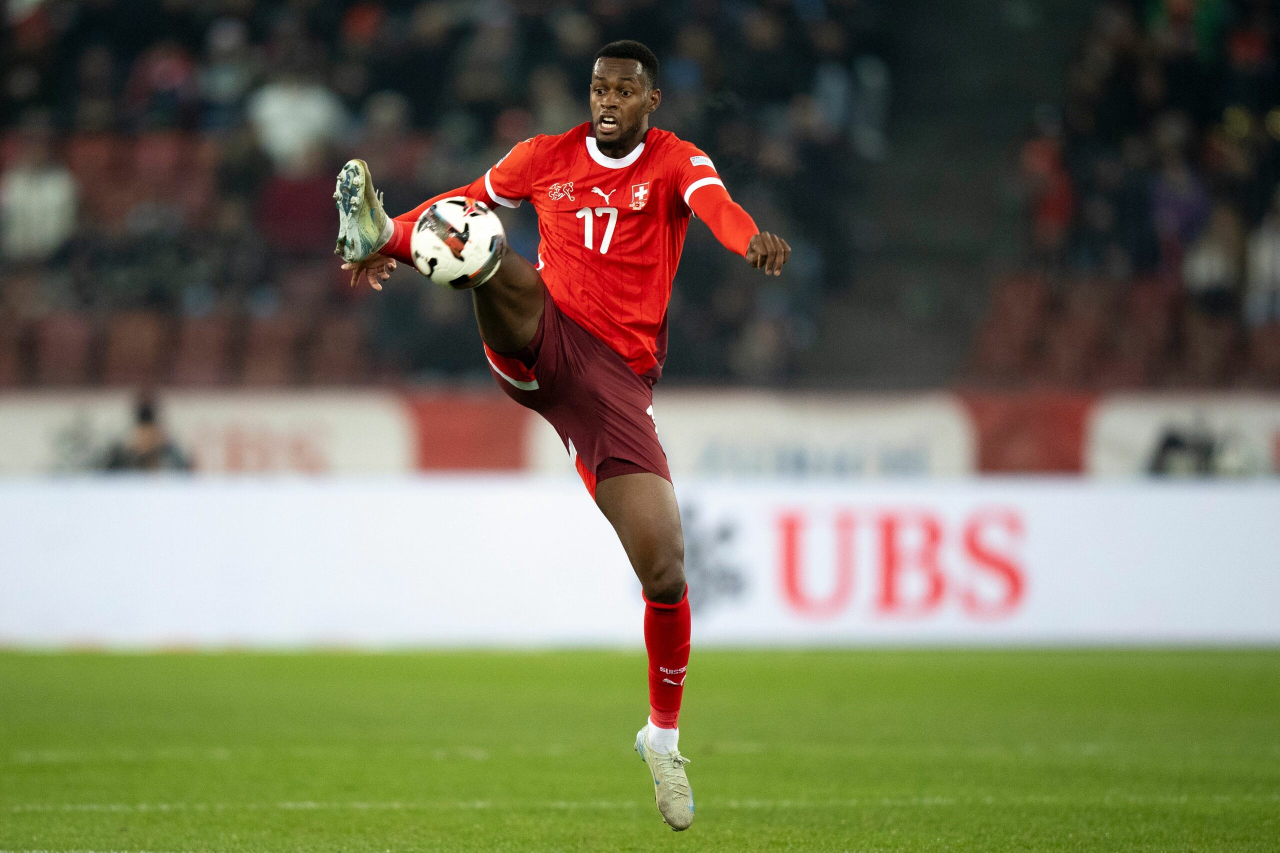 Edimilson Fernandes odabrao je mlade dječake za povratak u Švicarsku