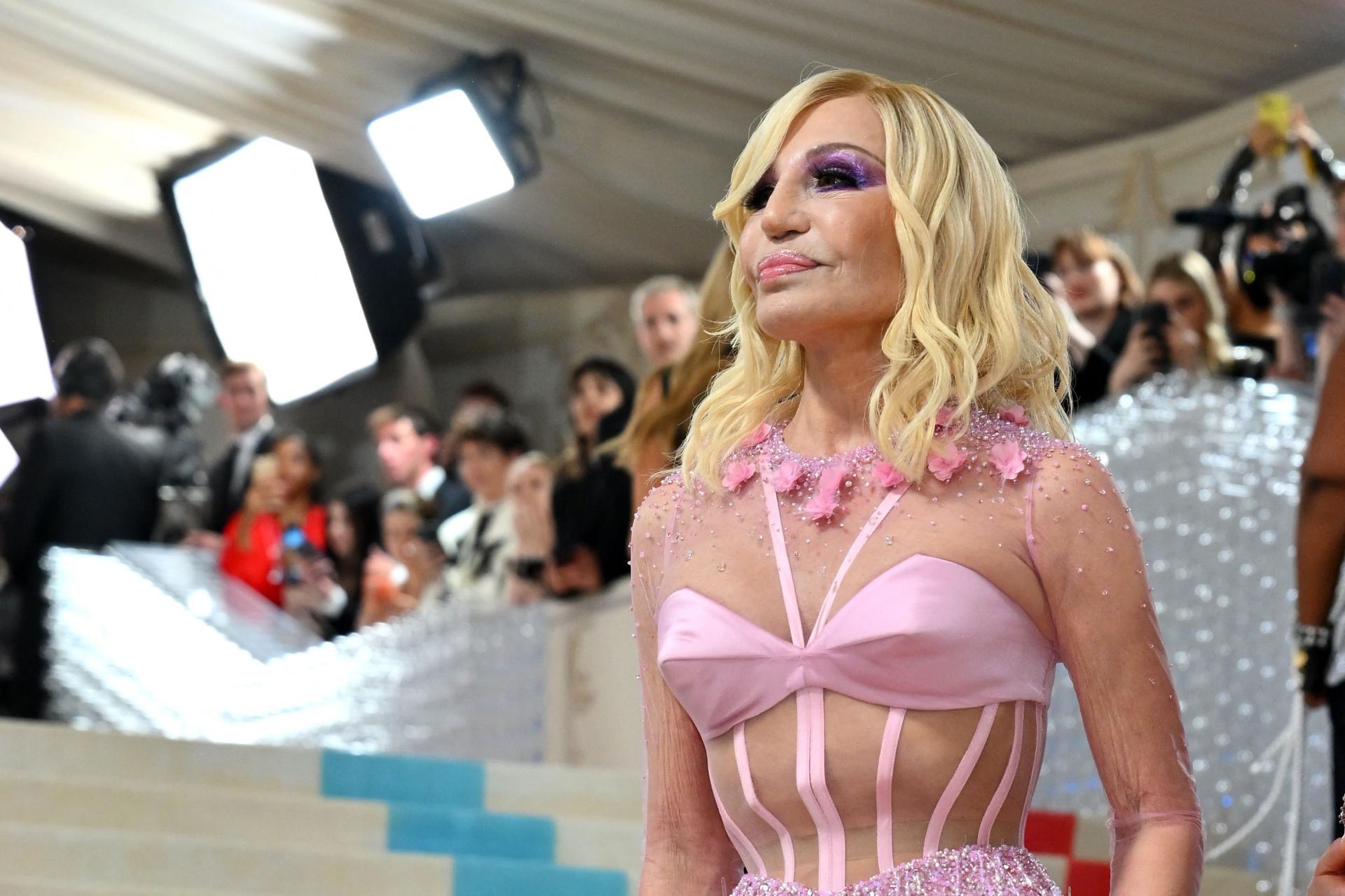 Navršava se 28 godina otkad je ubijen Gianni Versace. Njegova sestra Donatella objavila je emotivnu fotografiju