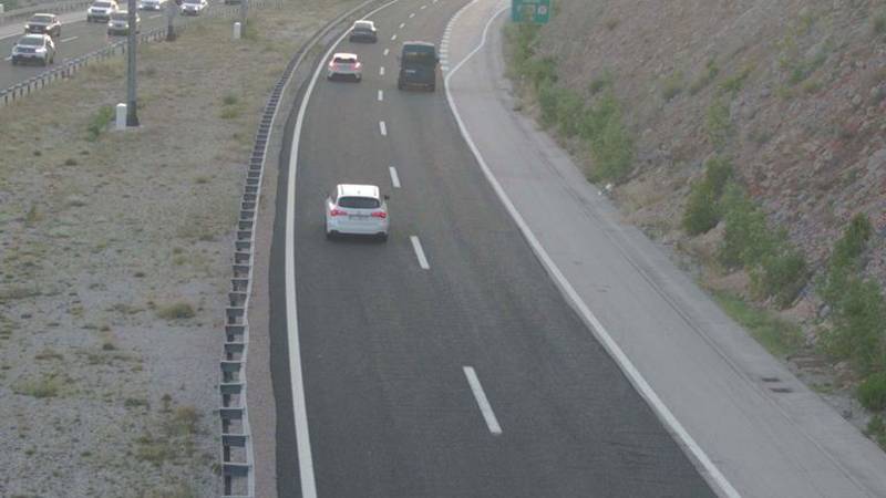 Zapalio se auto u tunelu Sveti Rok, zaustavljen promet na A1