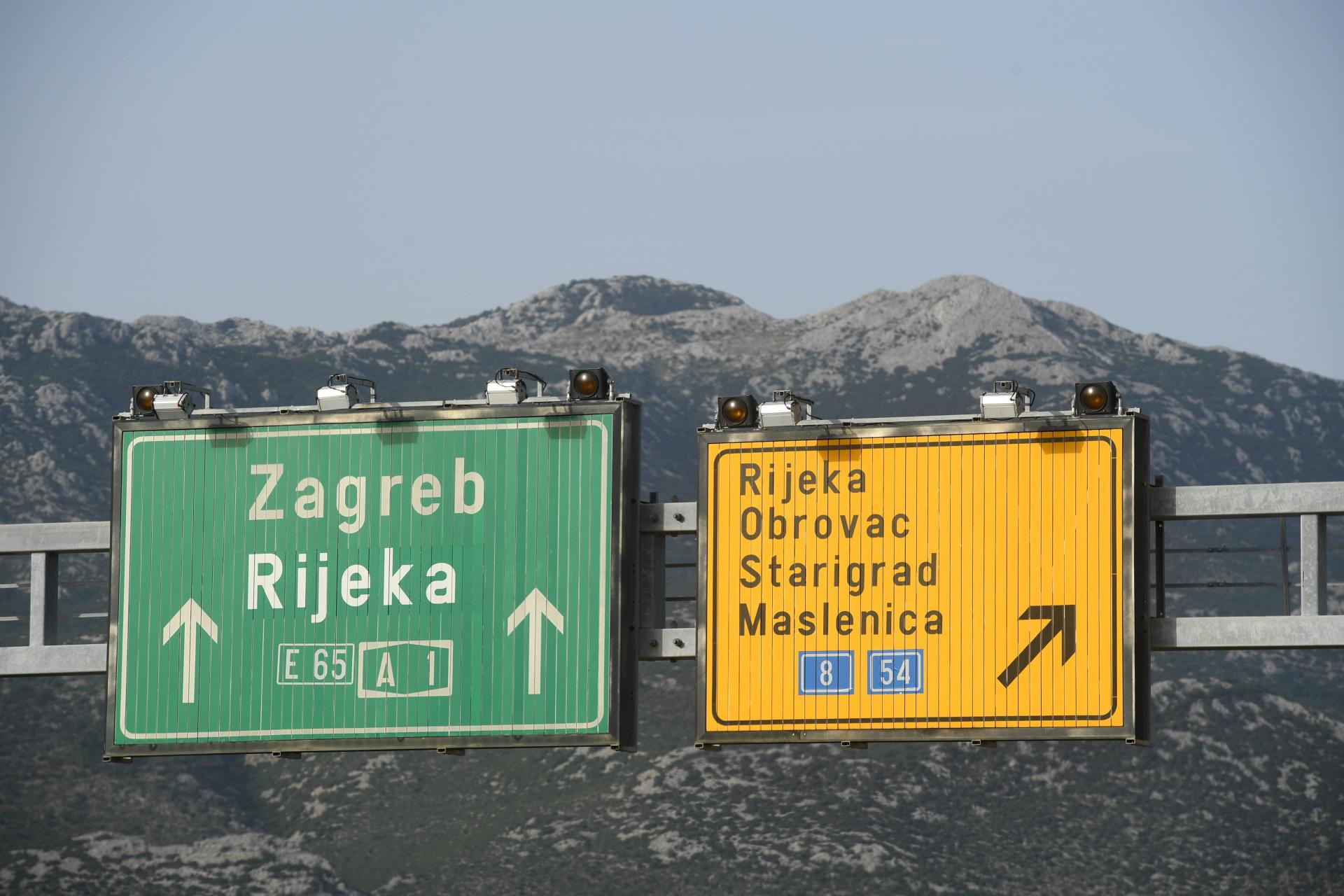 Prometne nesreće na autocesti A1 kod odmorišta Jasenice, te između čvora Benkovac i čvora Zadar