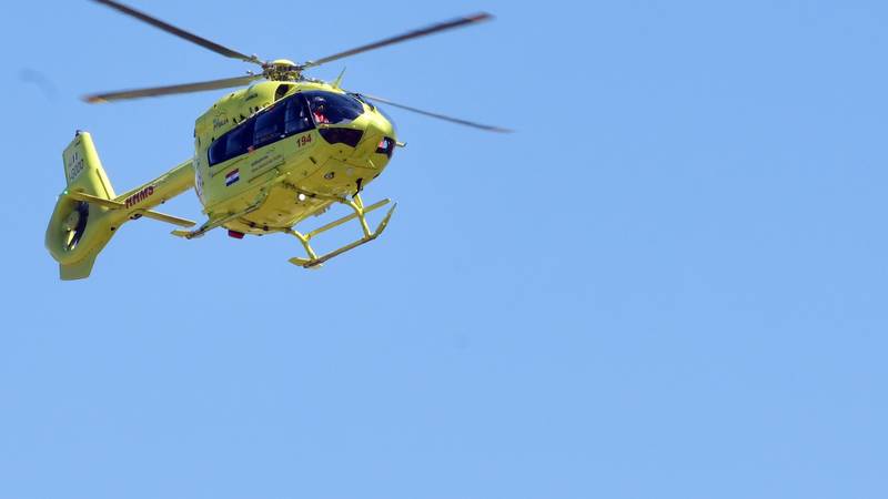 Detalji drame kod Tučepa: Helikopterska hitna spasila muškarca nakon utapanja…
