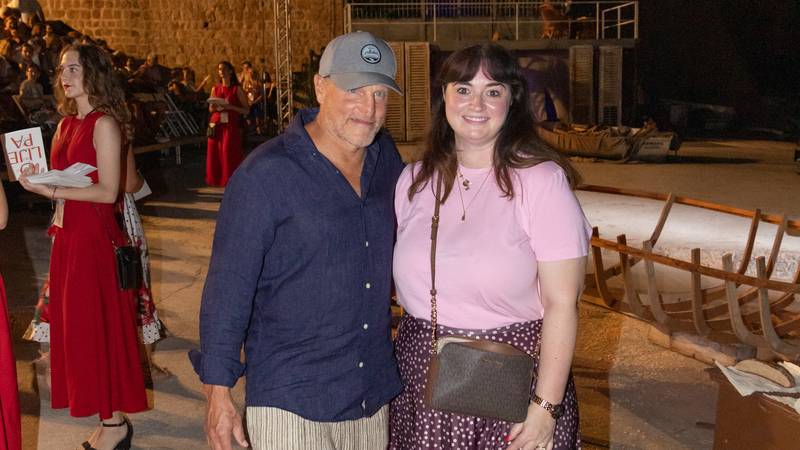 Woody Harrelson u Hrvatskoj: Gledao predstavu u kojoj igraju Goran Višnjić i Zrinka Cvitešić…