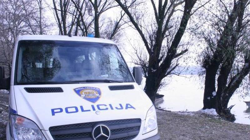 Kod Virovitice u Dravi pronašli tijelo muškarca: Panično tražio pomoć pa nestao ispod površine