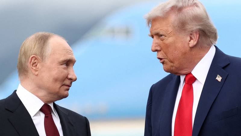 Prva reakcija Kremlja na sastanak Putina i Trumpa