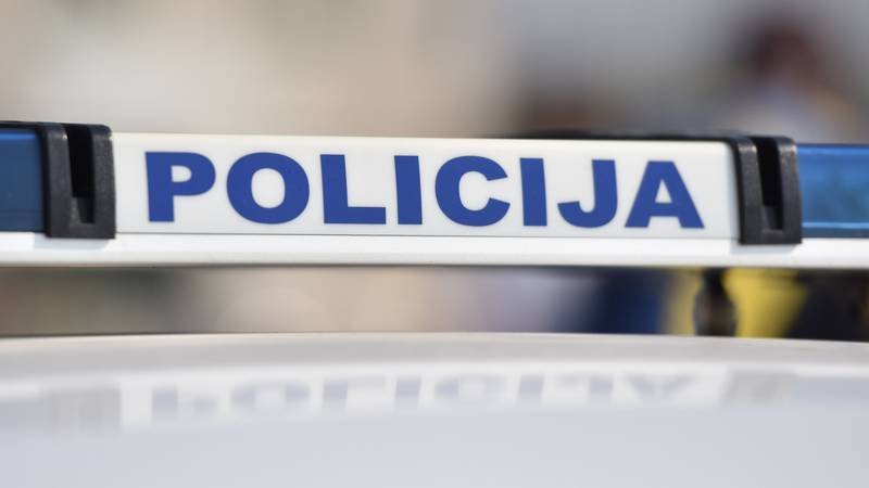 U Vinkovcima u stanu pronašli tijelo mlađeg muškarca…