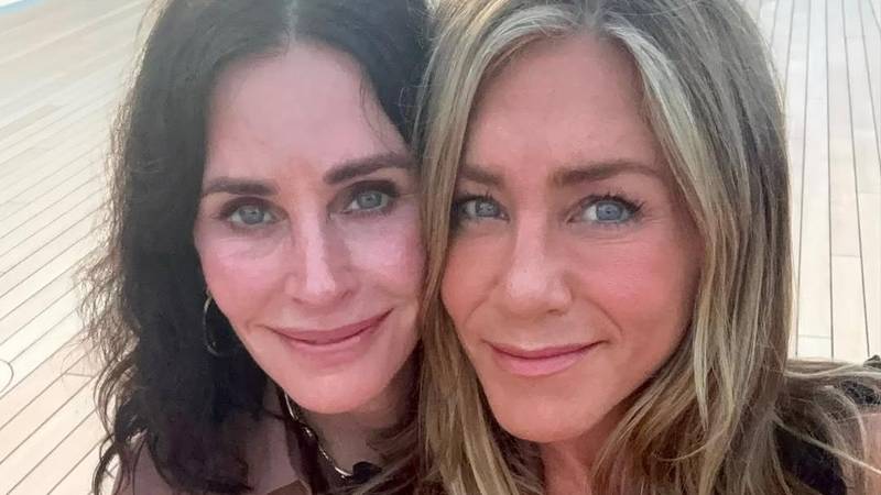 Cox i Aniston objavile selfie, a fanovi oduševljeni: ‘Nama ćete zauvijek biti Monica i Rachel!’