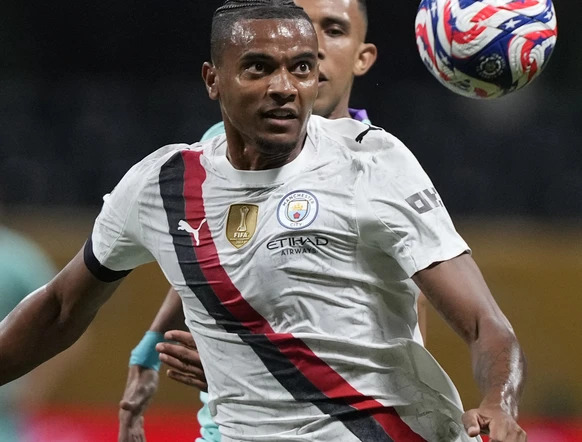 Galatasaray pregovara s Akanji i Mancity +++ Zakaria Promjena u Saudijci