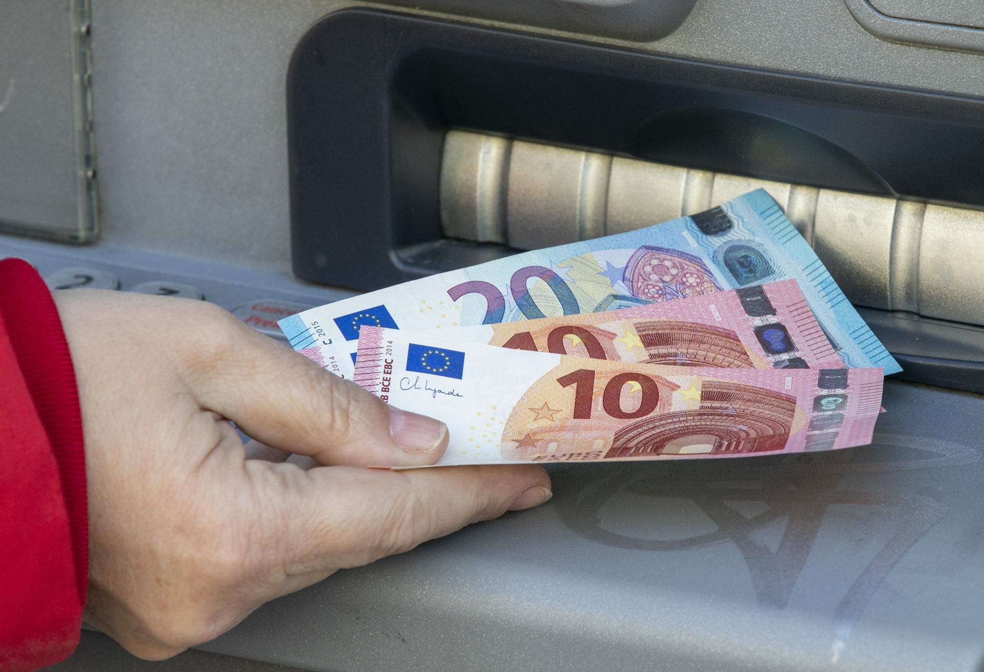 Ovo je prosječna mjesečna isplaćena neto plaća u lipnju: pogledaje u kojoj je djelatnosti najveća
