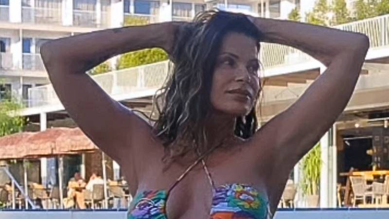 FOTO Zaboravite na kišni dan! Ana Sasso u kupaćem kostimu popravlja temperaturu u trenu
