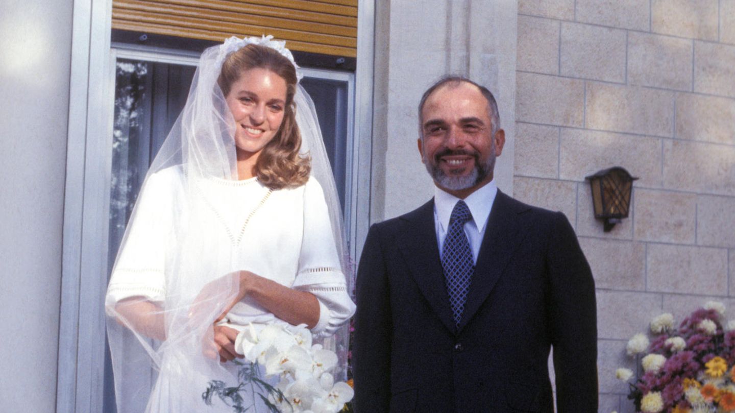 Noor iz Jordana: Mayeful Life of the Queen na slikama